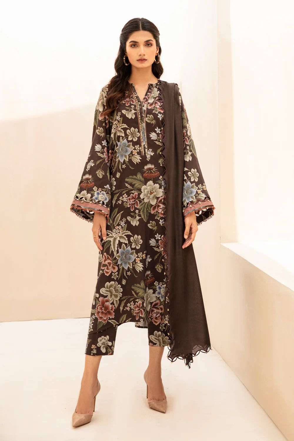 BAROQUE 3PC KARANDI PRINTED SHIRT WITH KARANDI PRINTED DUAPTTA AND TROUSER-833