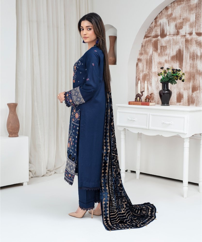Dhanak 3PC Chikankari Embroidered Shirt With Velvet Plachi Shawl - 2103 - Sapphire Studios