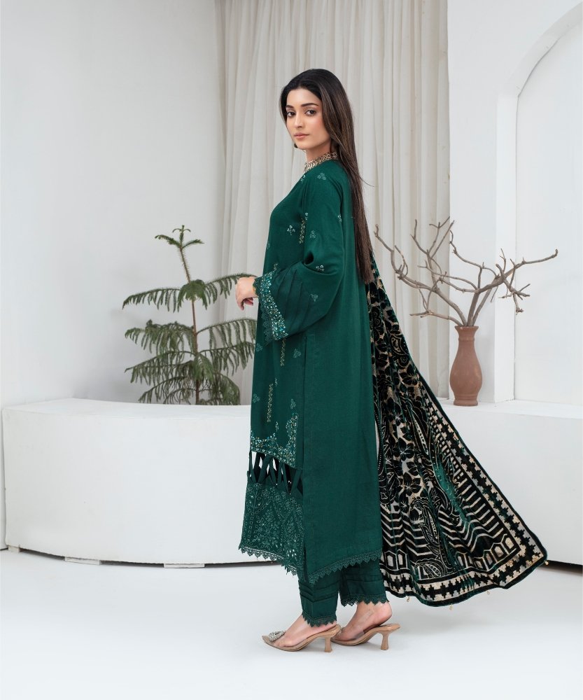 Dhanak 3PC Chikankari Embroidered Shirt With Velvet Plachi Shawl - 2105 - Sapphire Studios