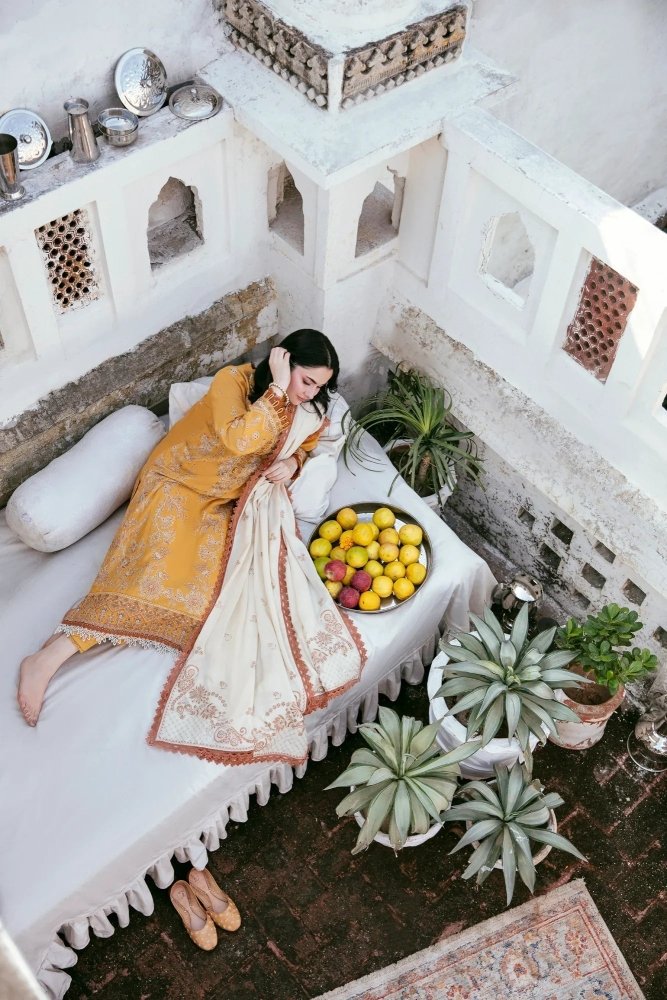 Dhanak 3PC Embroidered Shirt with Dhanak Embroidered Dupatta - 3441 - Sapphire Studios