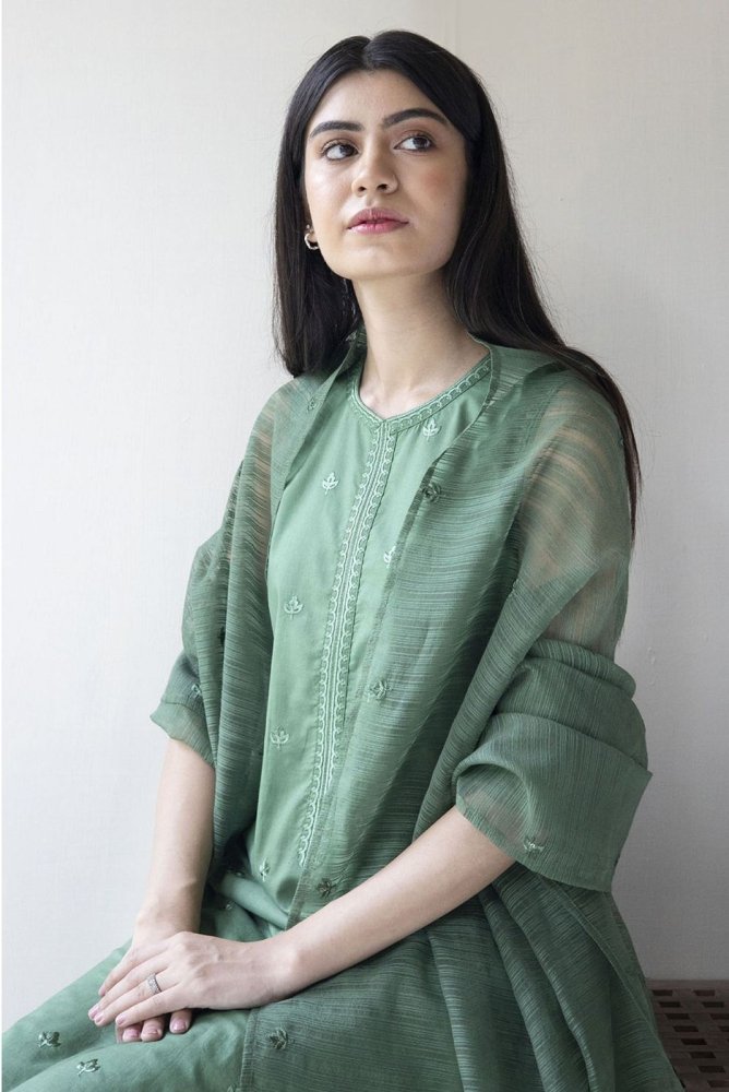 Dhanak - 3PC Embroidered Shirt With Organza Embroidered Dupatta - 140 - Sapphire Studios