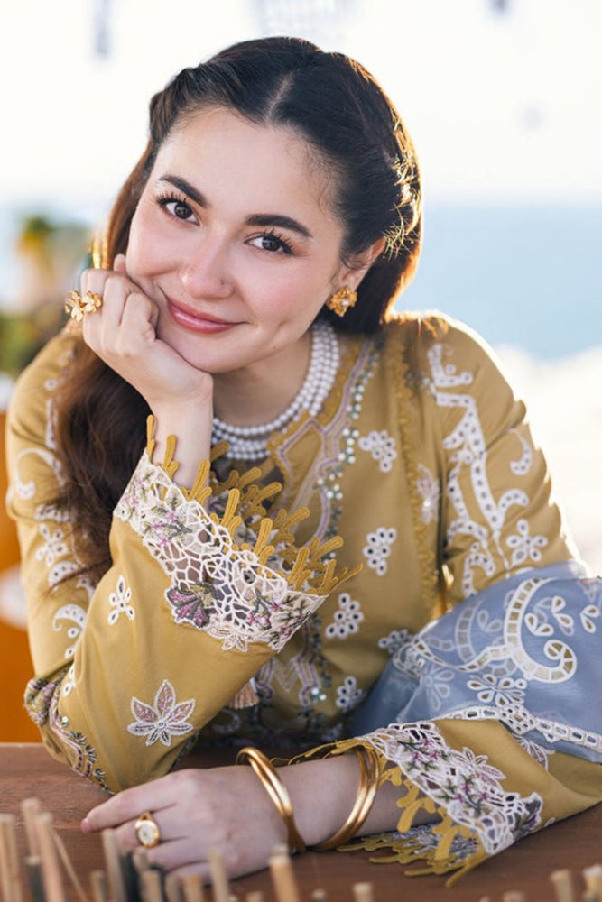 Dhanak - 3PC Embroidered Shirt with Organza Embroidered Dupatta - 3145 - Sapphire Studios