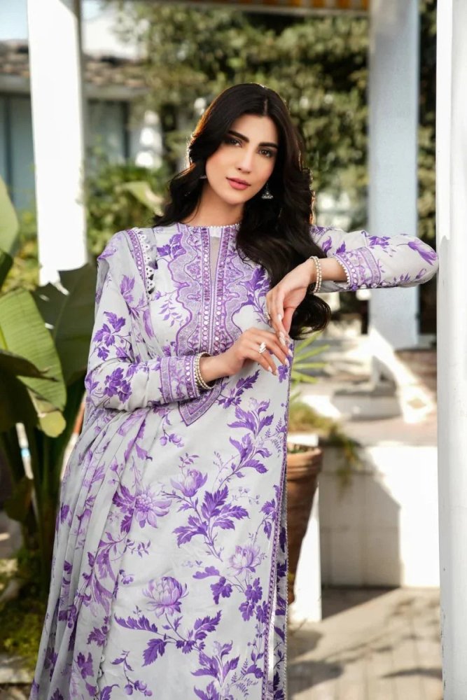 Karandi - 3PC Embroidered Shirt with Karandi Printed Dupatta - 1712 - Sapphire Studios