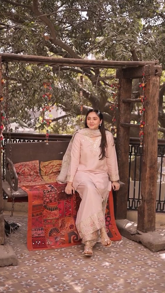 Lawn - 3PC Embroidered Shirt with Digital Printed Jacquard Dupatta - 1422 - Sapphire Studios