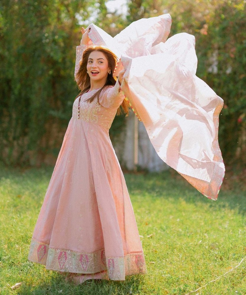 Lawn - 3PC Embroidered Shirt with Organza Embroidered Dupatta - 1409 - Sapphire Studios