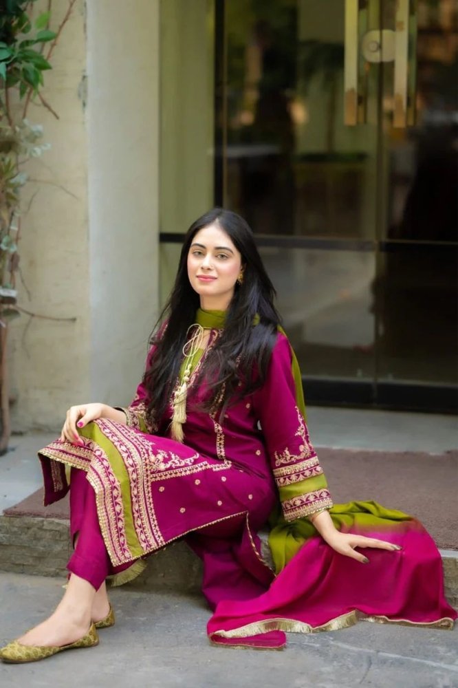 Linen 3PC Embroidered With Chiffon Dye N Dye Dupatta - 1311 - Sapphire Studios