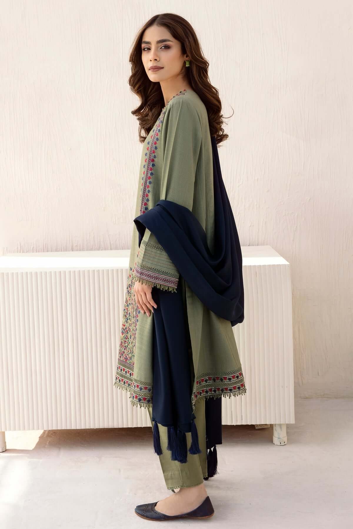 Dhanak 3PC Embroidered Shirt With Dhanak Plain Dupatta-1290