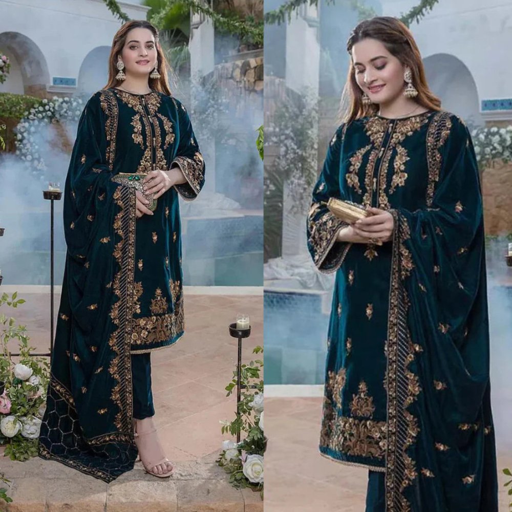 VELVET 3PC EMBROIDERED WITH VELVET EMBROIDERED DUPATTA - 950 - Sapphire Studios